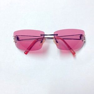 Sunglass pink color